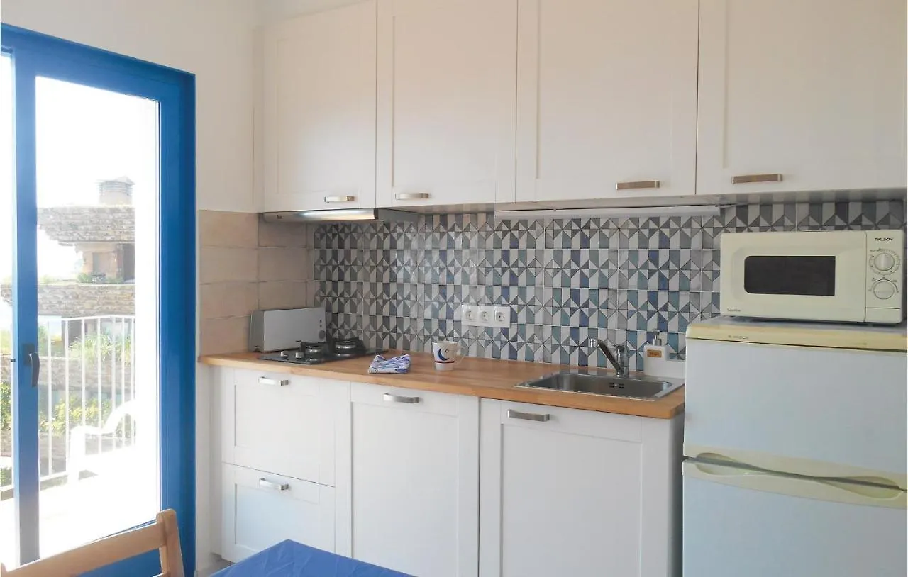 2 Bedroom Amazing Apartment In Tossa De Mar