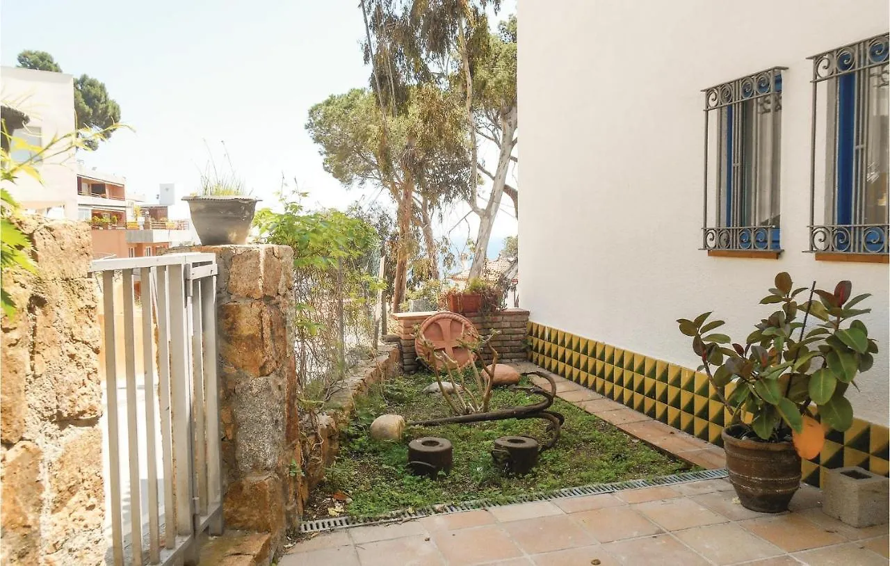 2 Bedroom Amazing Apartment In Tossa De Mar