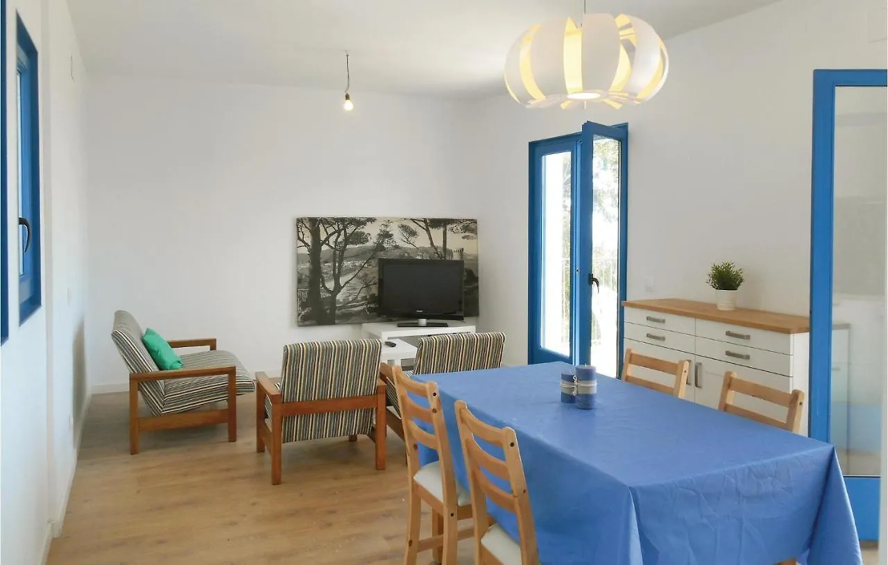 2 Bedroom Amazing Apartment In Tossa De Mar 0*,